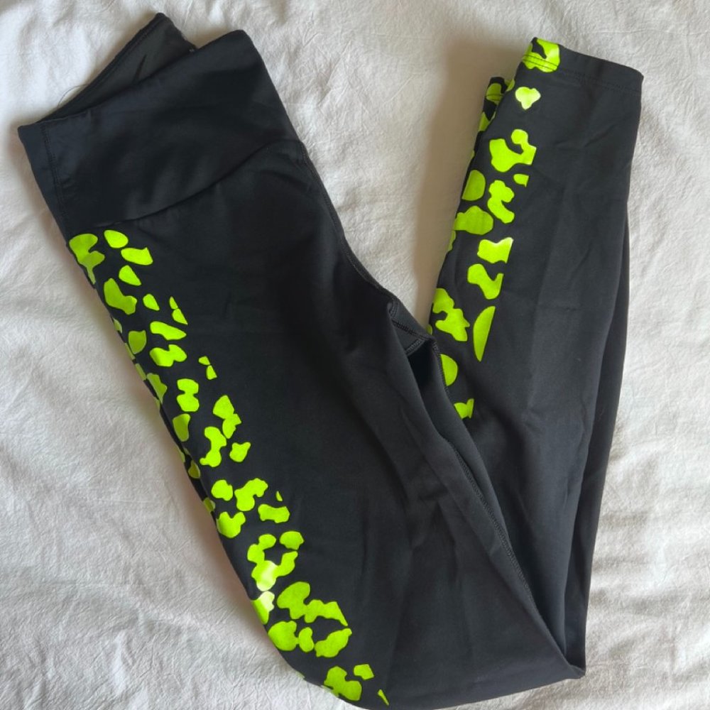 Noli Yoga leggings - neon lime cheetah (M)